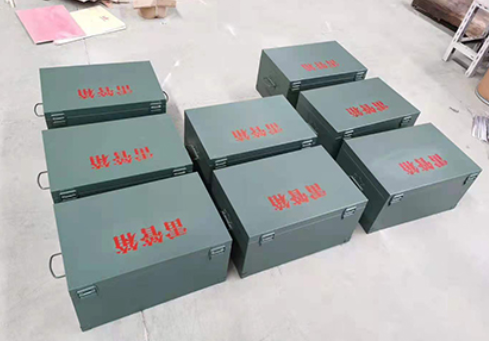 桥头镇炸药箱和雷管箱一般是怎么存放的？